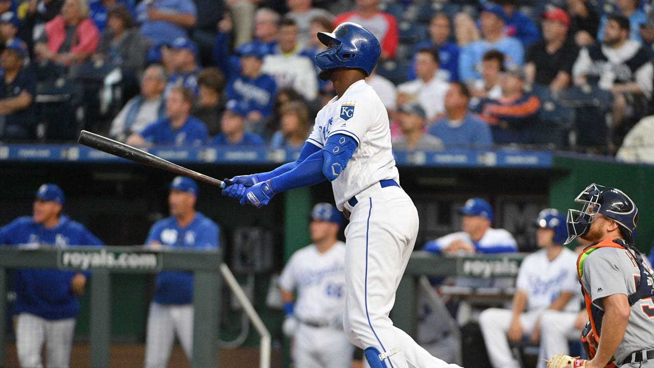 Tigers break tie game late as Royals fall 3-2
